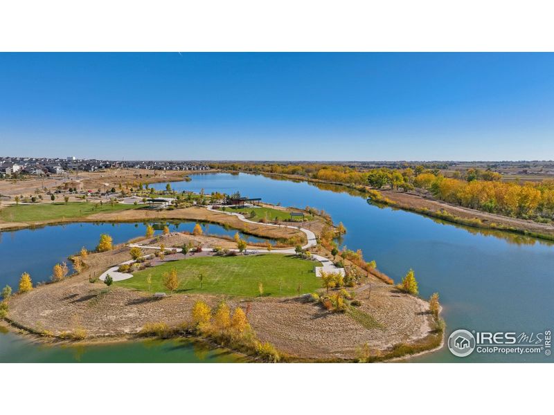 Image 11 of a home in Lakeside Canyon.