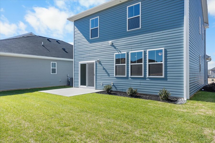 Exterior details and patio area of a home in Windsor, North Augusta (Image 3).