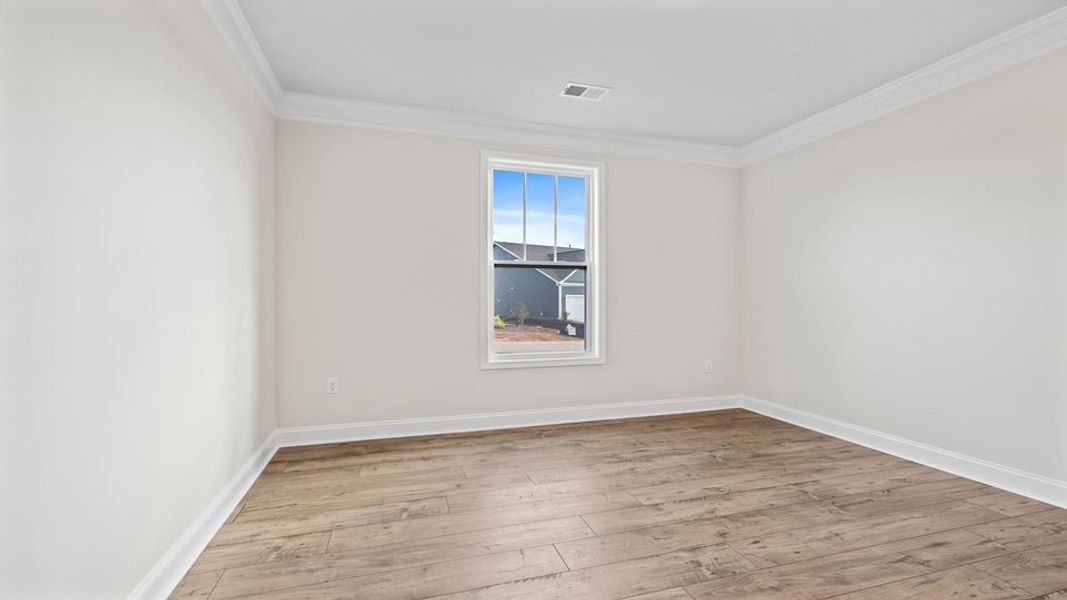 Spacious, unfurnished interior of a new home in The Villas at Pine Valley, Boiling Springs (Image 16).