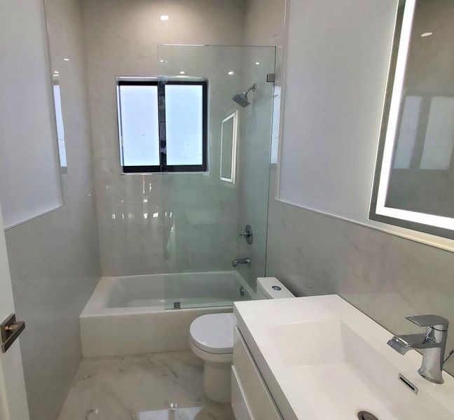 Furnished interior view inside a new home in , Davie (Image 11).