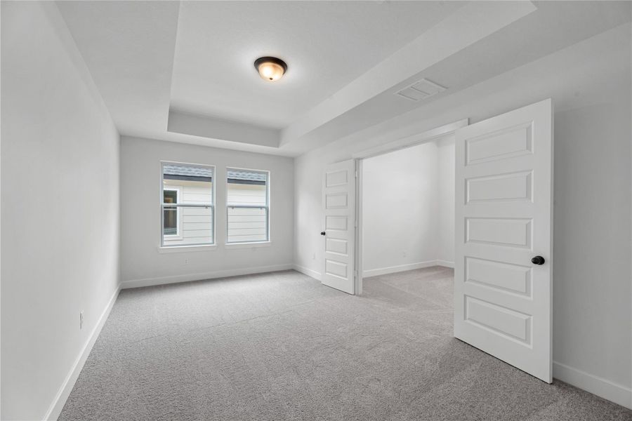 Representative image. Features, specifications, selections and colors may vary. Representative image. Features, specifications, selections and colors may vary.