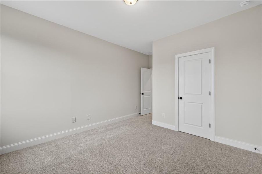 Spacious, unfurnished interior of a new home in , Jefferson (Image 50).