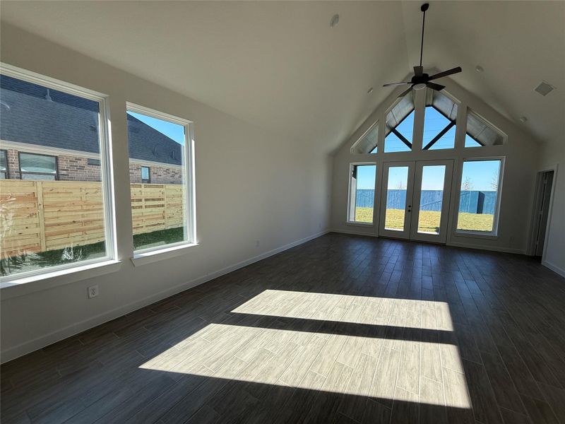 Spacious, unfurnished interior of a new home in Austin Point, Richmond (Image 15).