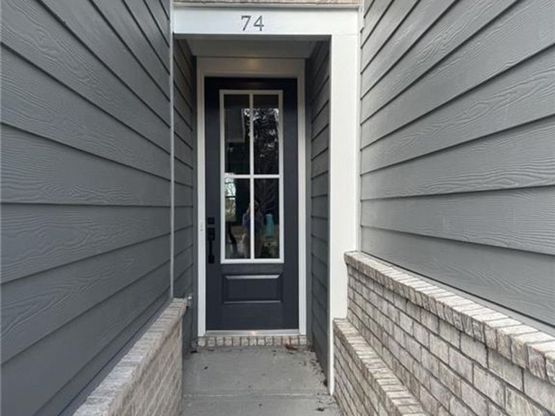 Exterior details and patio area of a home in Lake Shore, Winder (Image 3).