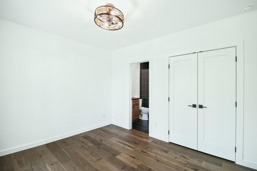 Spacious, unfurnished interior of a new home in , Blue Ridge (Image 27).