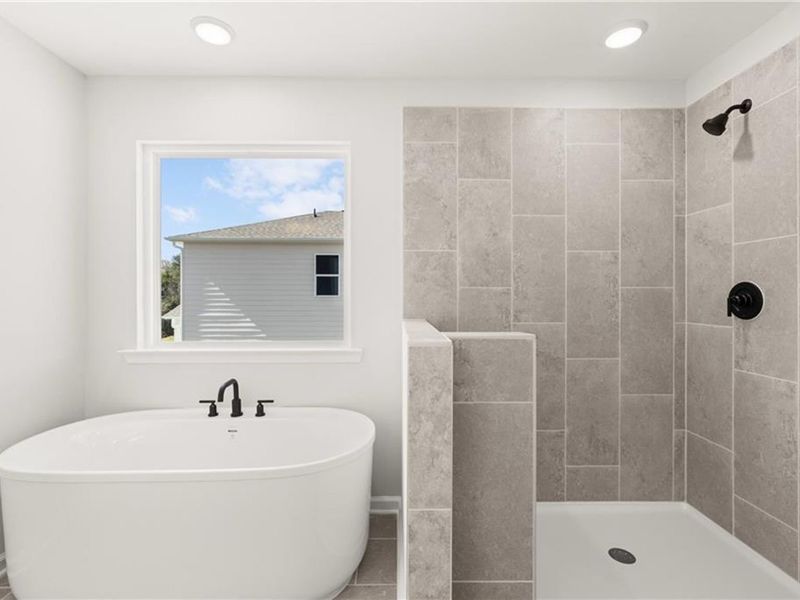 Furnished interior view inside a new home in Cedar Farms, Winder (Image 11).