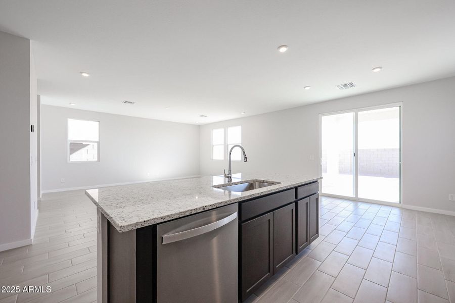 15_Ponderosa_Century-Communities_New-Hom