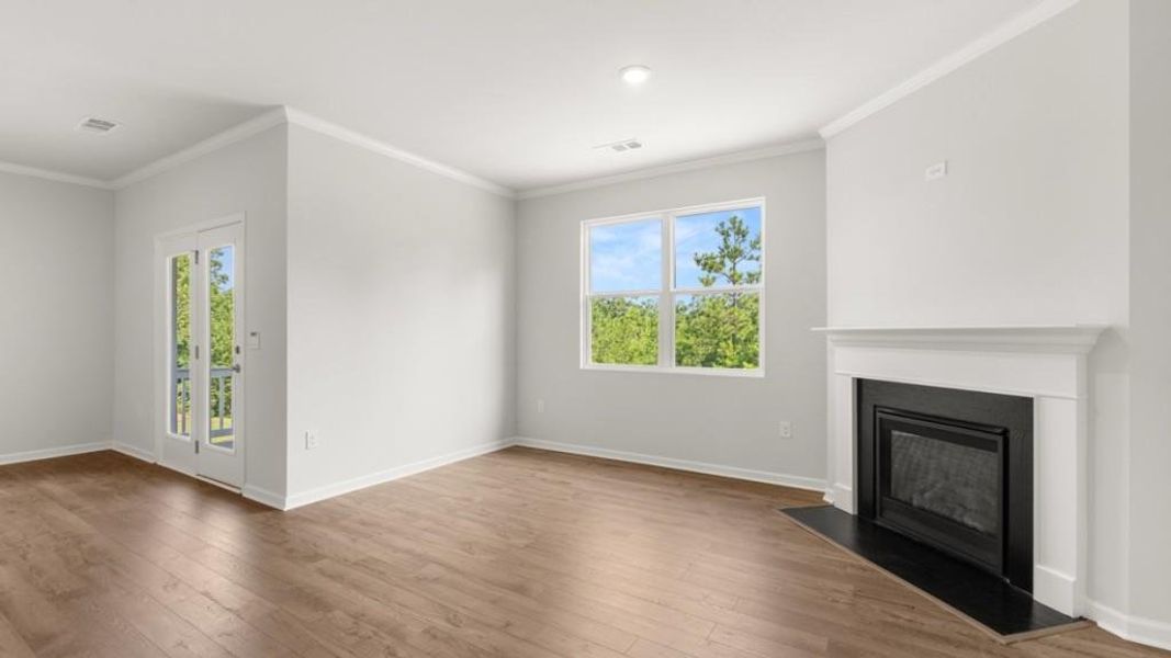 Spacious, unfurnished interior of a new home in Falcon Landing, Gainesville (Image 21).
