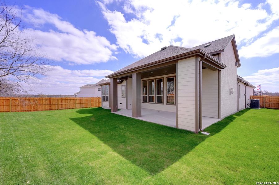 Exterior details and patio area of a home in Mont Blanc, Schertz (Image 3).