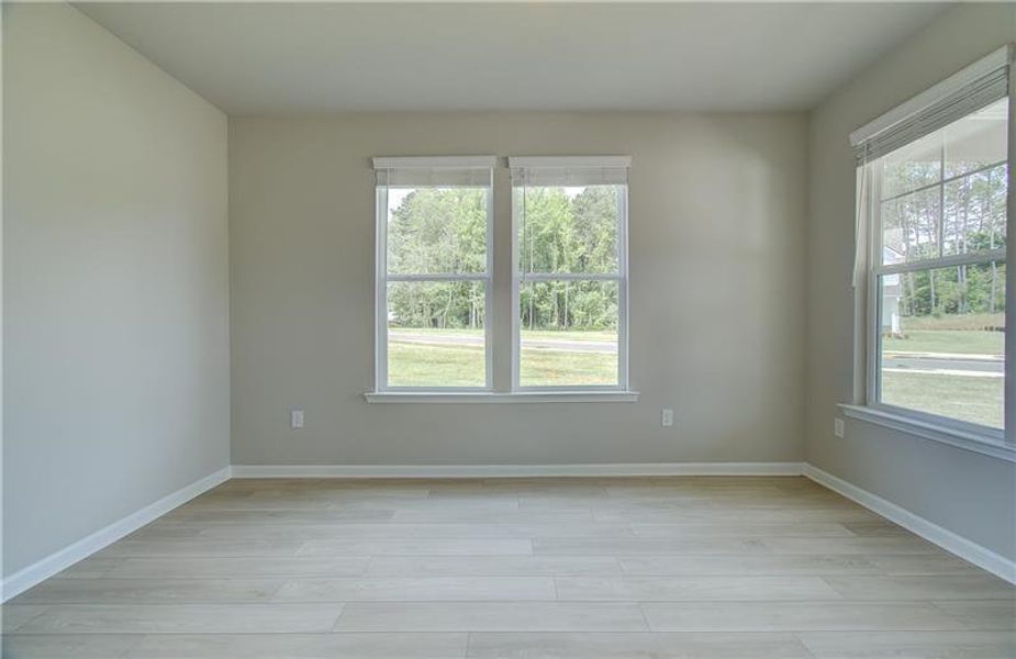 Spacious, unfurnished interior of a new home in Cooper Park, McDonough (Image 15).