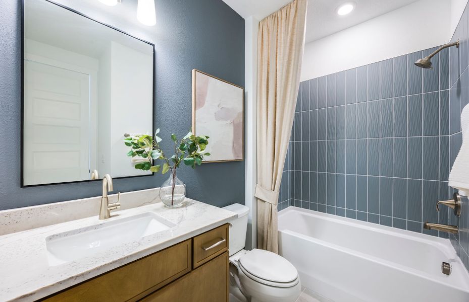 Representative furnished interior of a home built from the Roseland by Pulte Homes in Riversong, Parrish (Image 31).