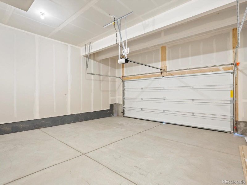 Spacious, unfurnished interior of a new home in Revere at Johnstown, Johnstown (Image 19).