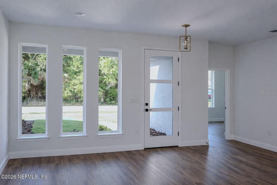 Spacious, unfurnished interior of a new home in , Palm Coast (Image 31).