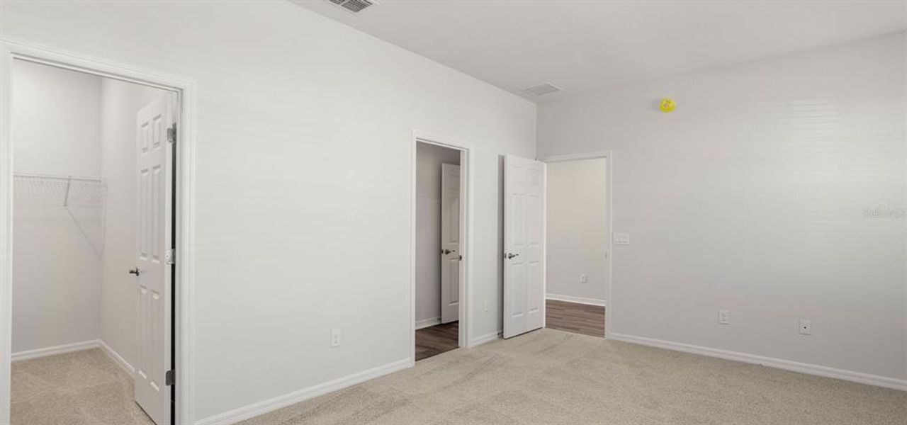 Spacious, unfurnished interior of a new home in The Crossings - Single-Family Homes, St. Cloud (Image 26).
