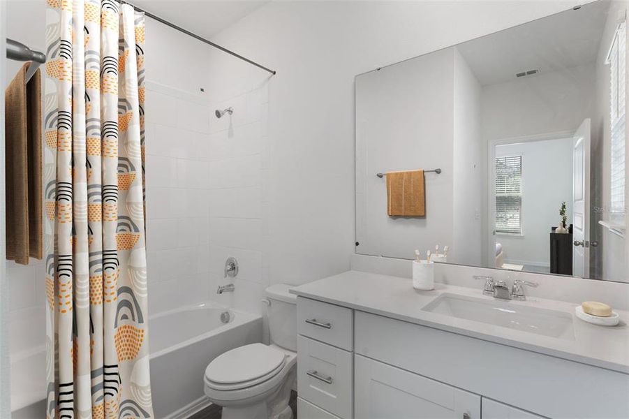 Furnished interior view inside a new home in Waterleigh, Winter Garden (Image 6). Furnished interior view inside a new home in Waterleigh, Winter Garden (Image 6).