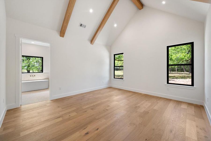 Spacious, unfurnished interior of a new home in , Corsicana (Image 34).