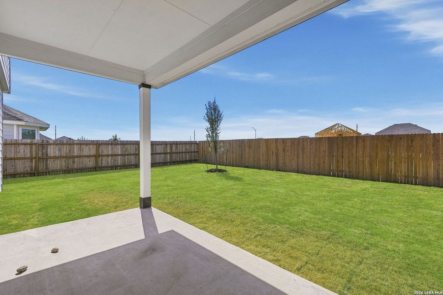 Exterior details and patio area of a home in Swenson Heights, Seguin (Image 3).