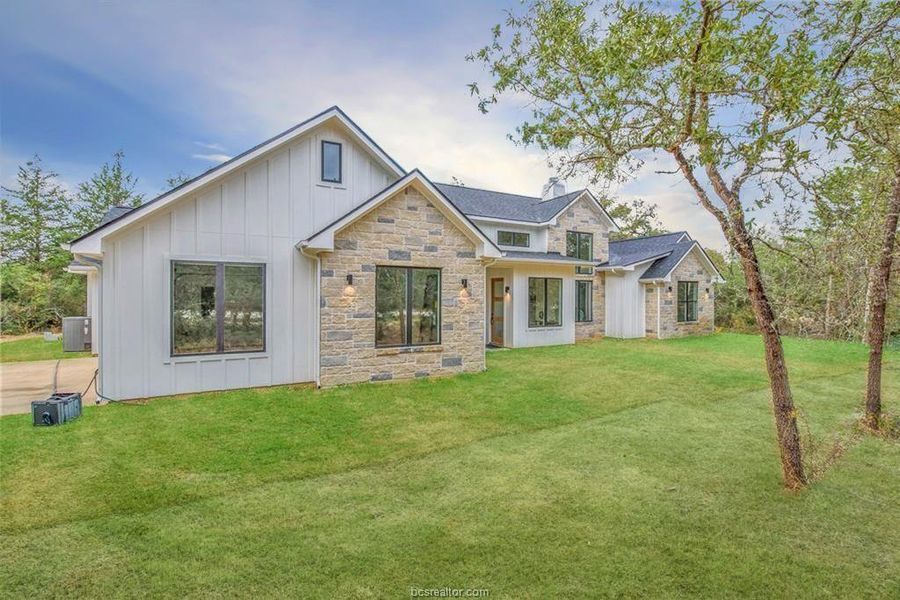 Exterior details and patio area of a home in , Franklin (Image 25). Exterior details and patio area of a home in , Franklin (Image 25).