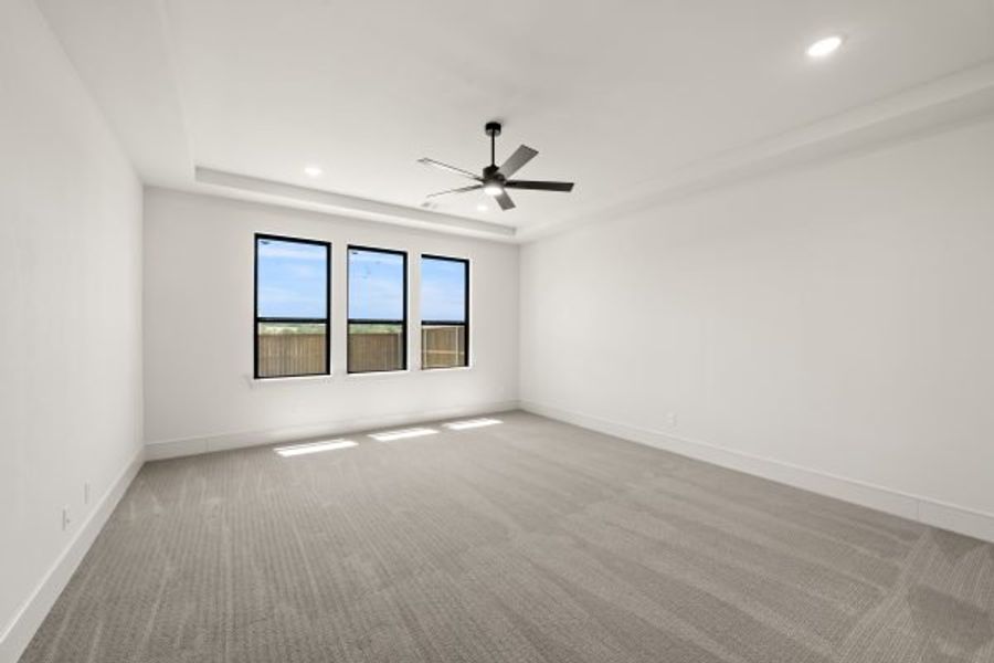 Spacious, unfurnished interior of a new home in Rio Vista at Kelly Ranch, Aledo (Image 25). Spacious, unfurnished interior of a new home in Rio Vista at Kelly Ranch, Aledo (Image 25).