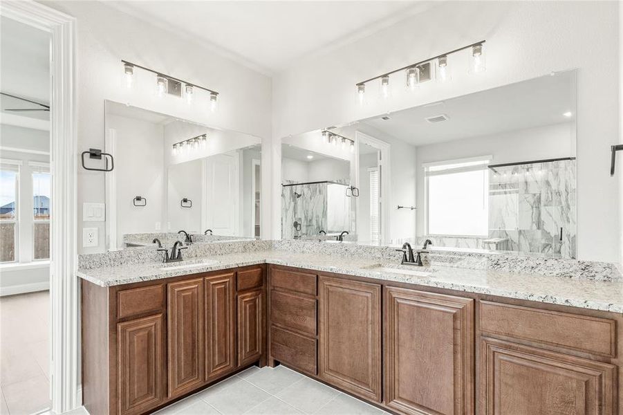 Furnished interior view inside a new home in Somerset Classic 70s & 80s, Mansfield (Image 11).