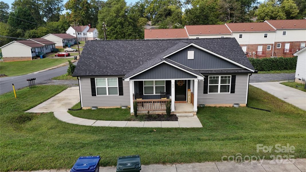 Image 18 of a home in .