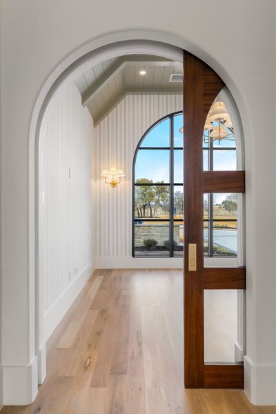 Spacious, unfurnished interior of a new home in Fleming Pointe, Fort Worth (Image 37). Spacious, unfurnished interior of a new home in Fleming Pointe, Fort Worth (Image 37).
