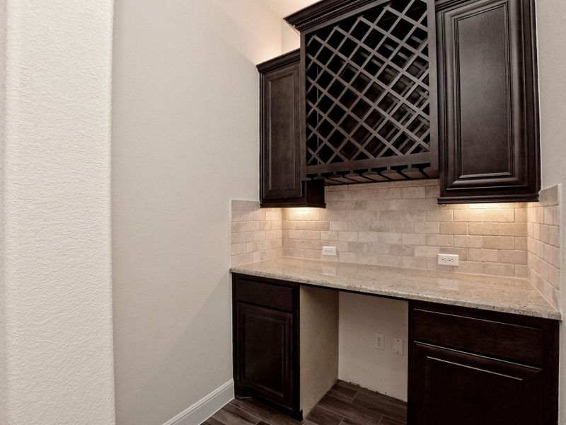 Representative furnished interior of a home built from the San Simeon I by Giddens Homes in Clearwater Ranch, Liberty Hill (Image 333).