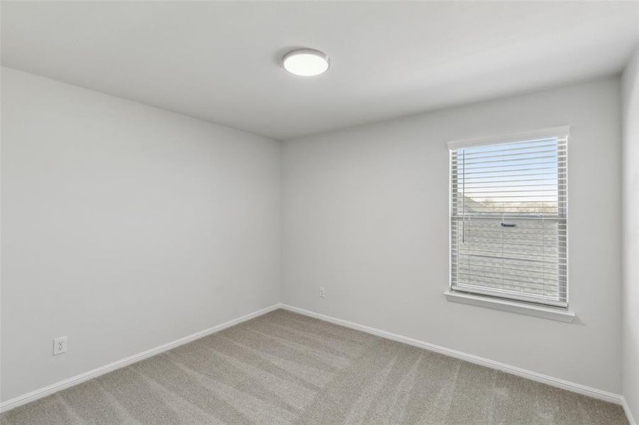 Spacious, unfurnished interior of a new home in Tesoro at Chisholm Trail Ranch, Crowley (Image 27).