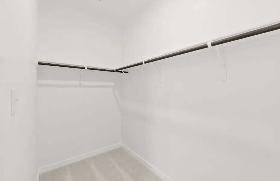Spacious, unfurnished interior of a new home in Larson Crossing, Elgin (Image 8).