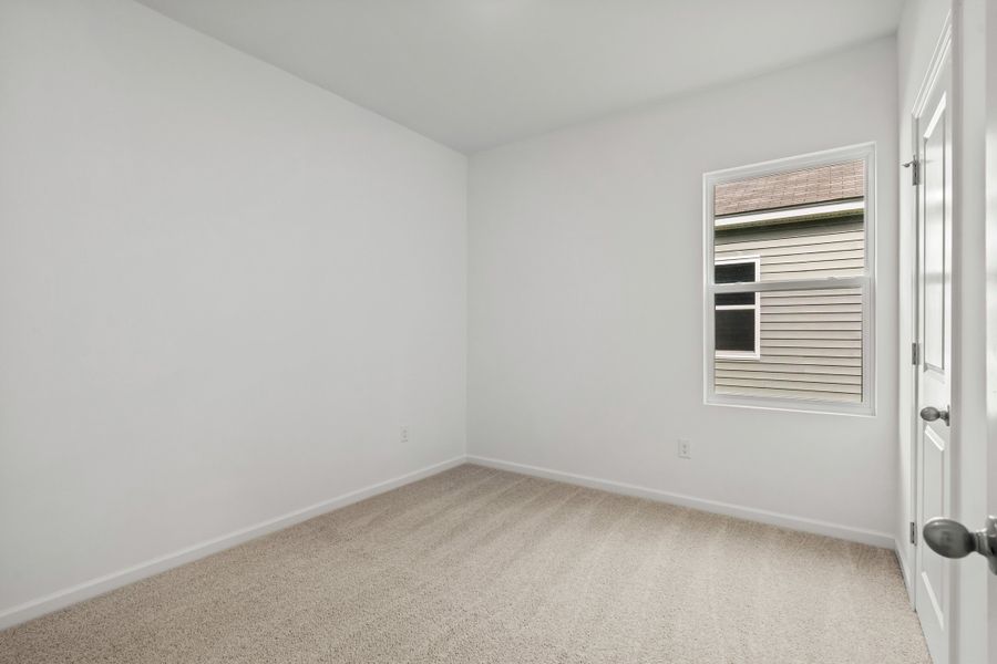 Representative unfurnished interior of a home built from the Sterling by Starlight Homes in Andalusia, Loris (Image 27).