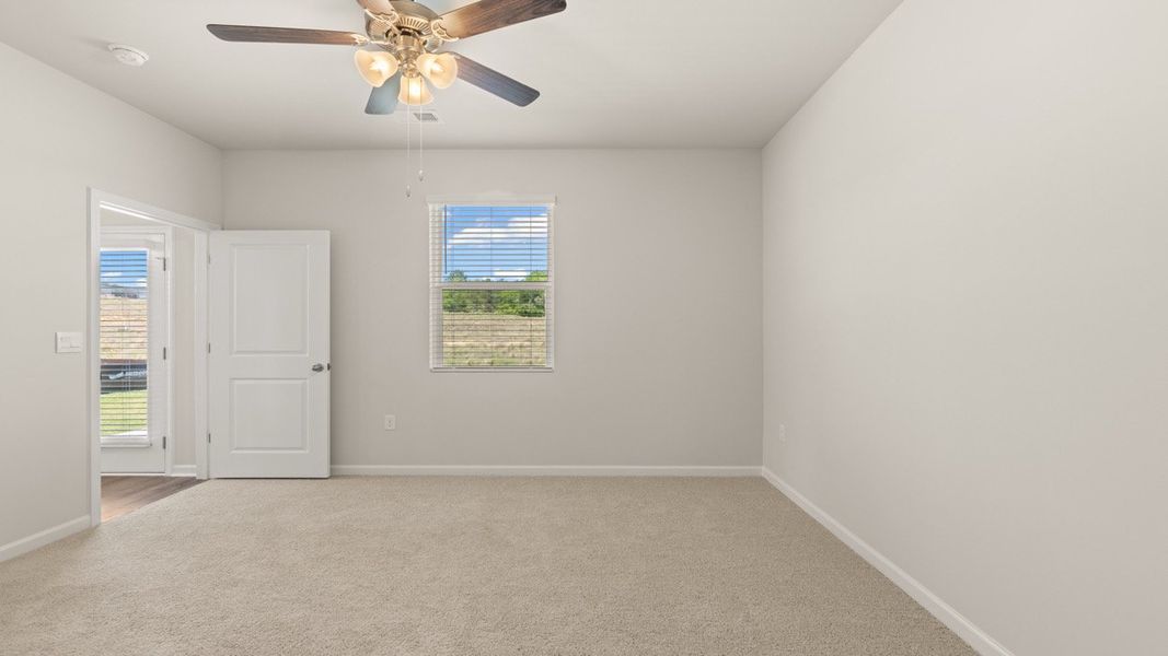 Spacious, unfurnished interior of a new home in Byrd Village, Graniteville (Image 15).