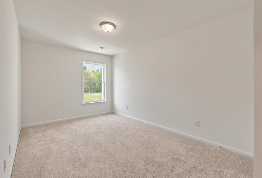 Spacious, unfurnished interior of a new home in The Landings at Montague, Goose Creek (Image 20).