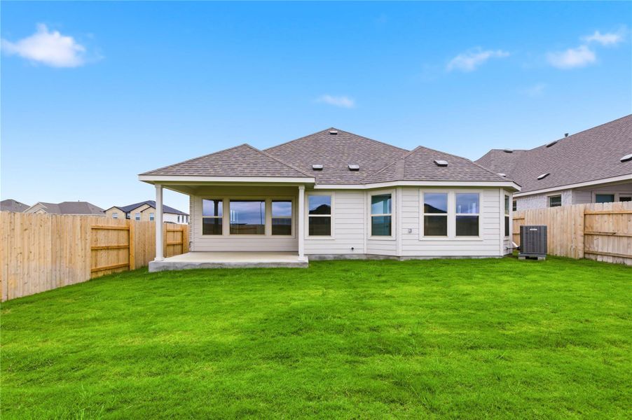 Exterior details and patio area of a home in Briarwood, Elgin (Image 3).