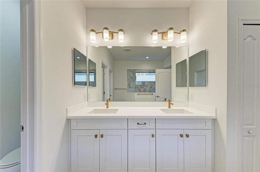 Furnished interior view inside a new home in , Sarasota (Image 6).