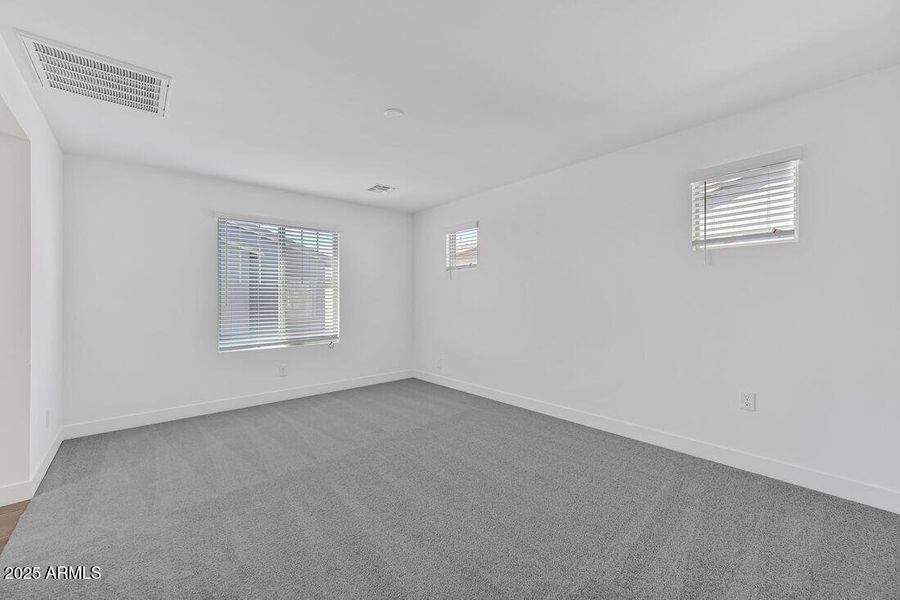 9986 W PICCADILLY Road - Ready Now!