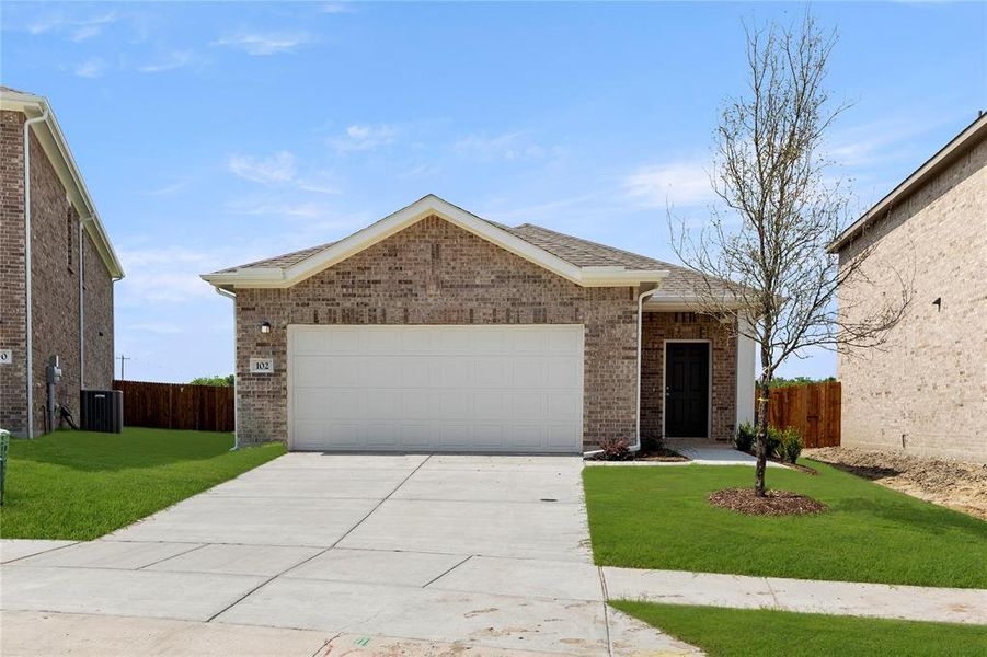 02. 102 Connecticut - Front 02. 102 Connecticut - Front