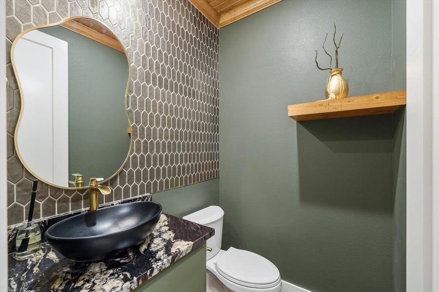 Image 37 of a home in .