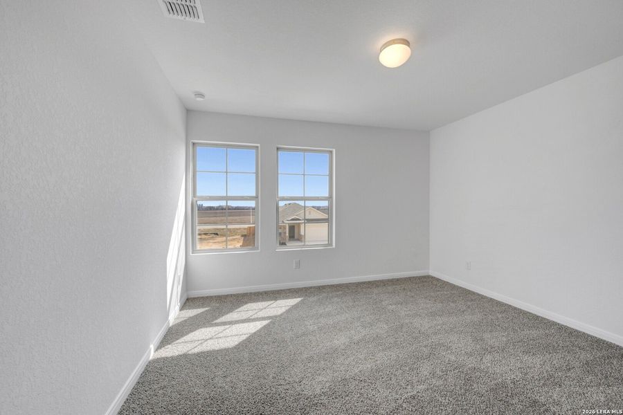 Spacious, unfurnished interior of a new home in Greenspoint Heights, Seguin (Image 41).
