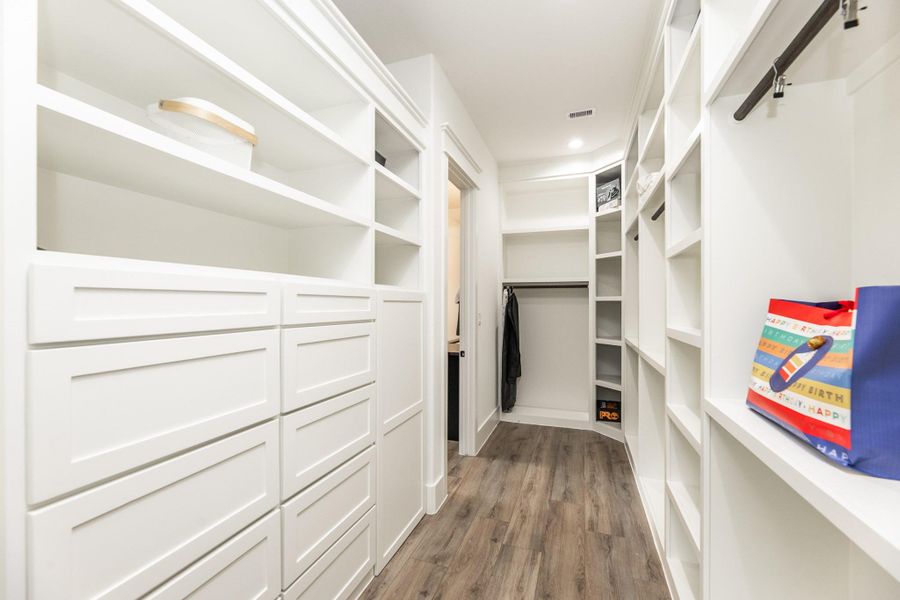 Furnished interior view inside a new home in , Willis (Image 16).