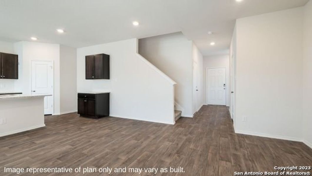 Spacious, unfurnished interior of a new home in Redbird Ranch, San Antonio (Image 20). Spacious, unfurnished interior of a new home in Redbird Ranch, San Antonio (Image 20).