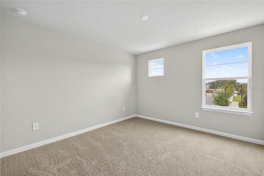 Spacious, unfurnished interior of a new home in Bloomingdale Townes, Brandon (Image 22).