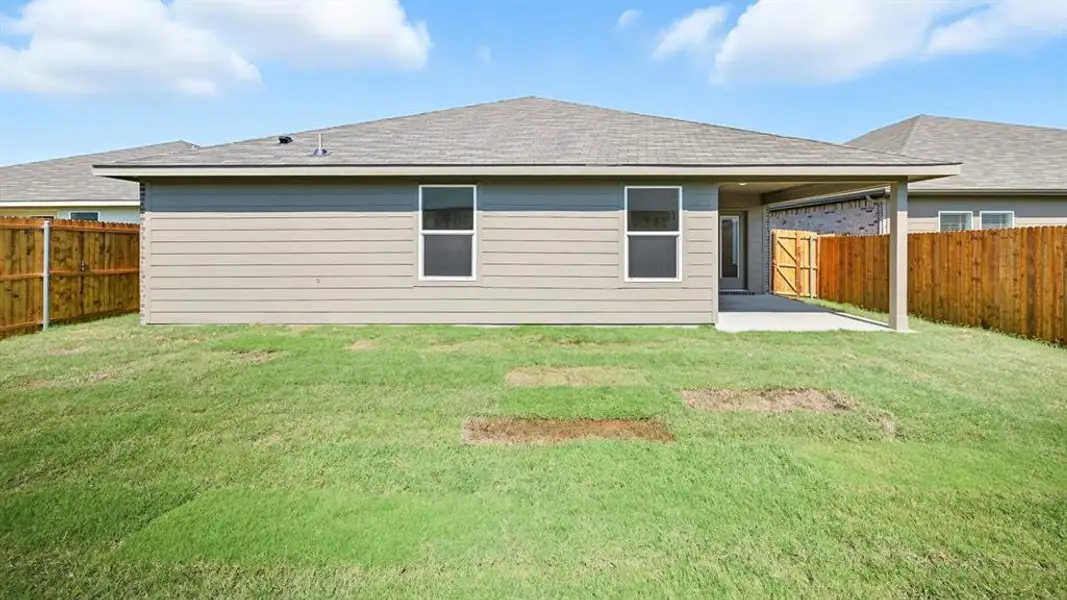 Exterior details and patio area of a home in Sanger Circle, Sanger (Image 19).
