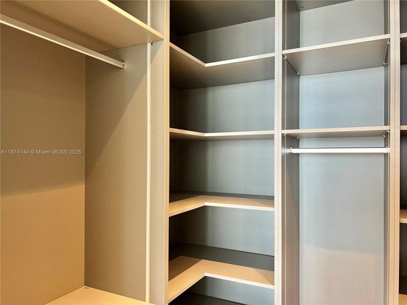 Image 29 of a home in Aria Reserve.