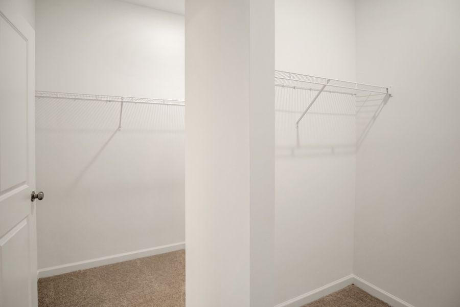 *This is a marketing photo. Colors/options may be different.*