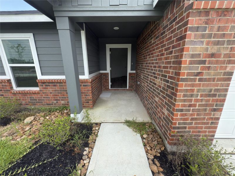 Exterior details and patio area of a home in , Dayton (Image 3).