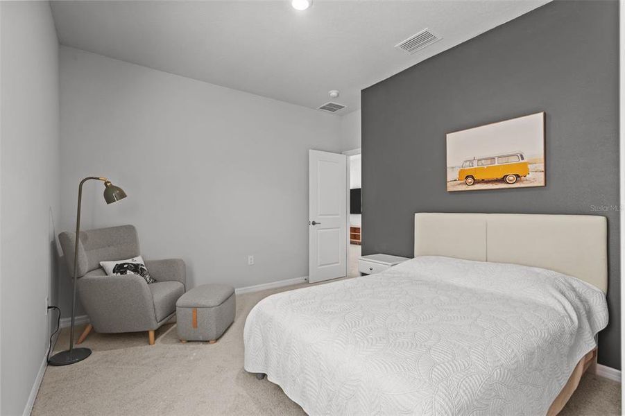 Furnished interior view inside a new home in , Land O' Lakes (Image 27).