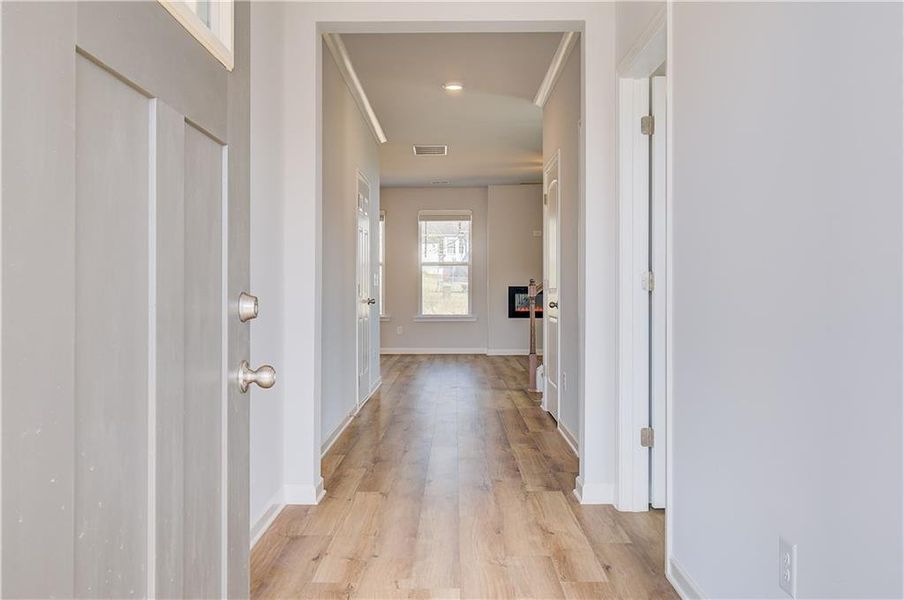 Spacious, unfurnished interior of a new home in Bowers Farm, McDonough (Image 20).