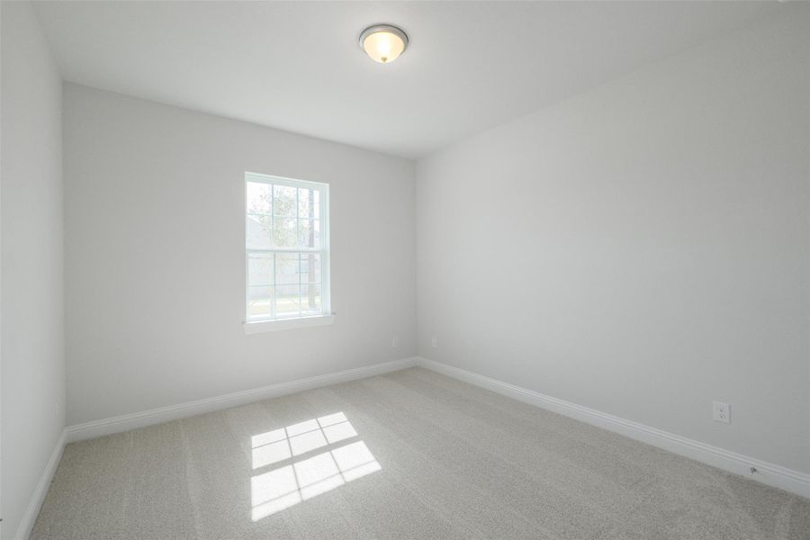 Spacious, unfurnished interior of a new home in Sienna 65', Missouri City (Image 47).