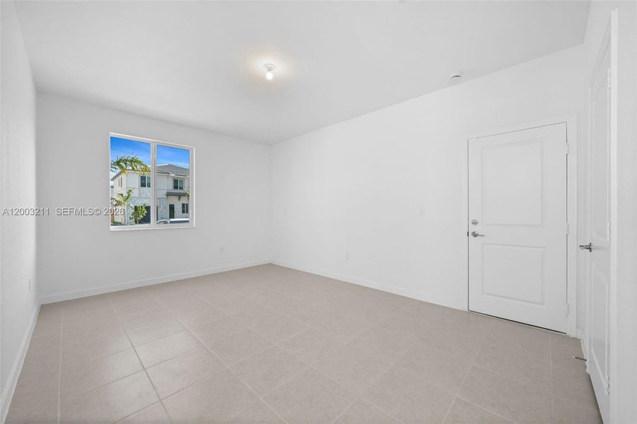 Spacious, unfurnished interior of a new home in , Homestead (Image 21).