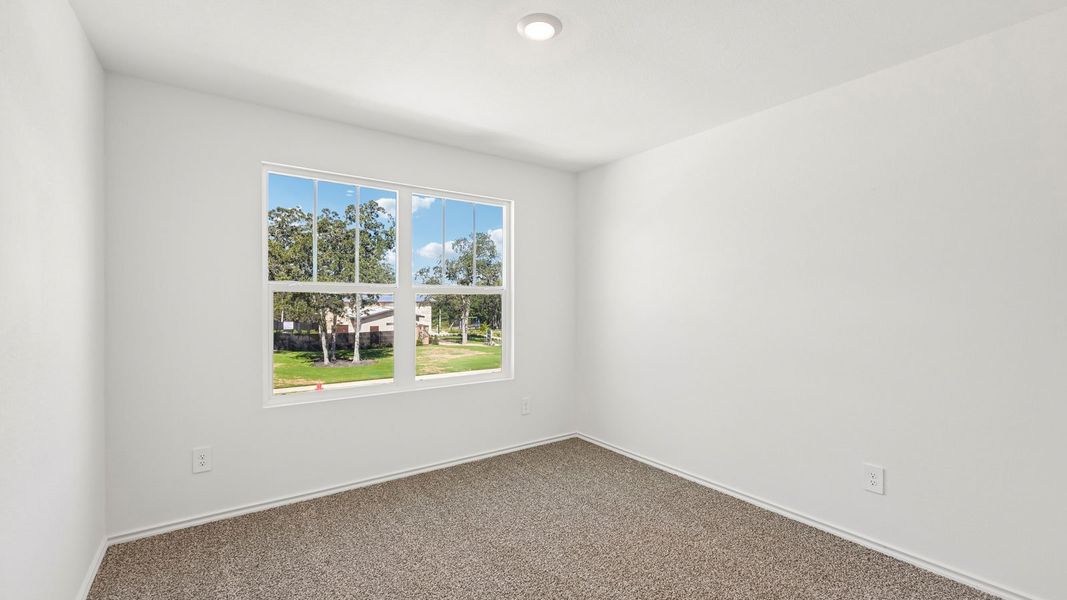 Spacious, unfurnished interior of a new home in Valverde, Bastrop (Image 28).